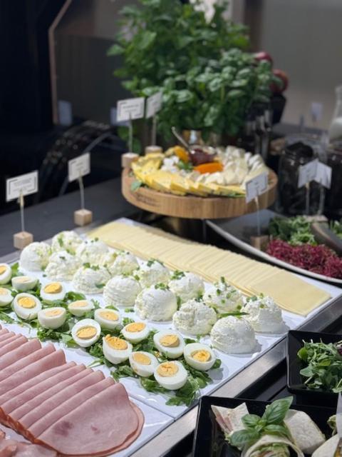 B&B Hotel Leszno Leszno  Ngoại thất bức ảnh