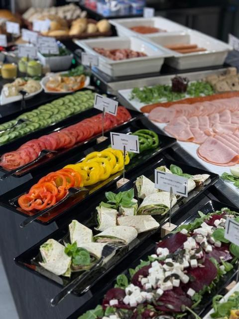 B&B Hotel Leszno Leszno  Ngoại thất bức ảnh
