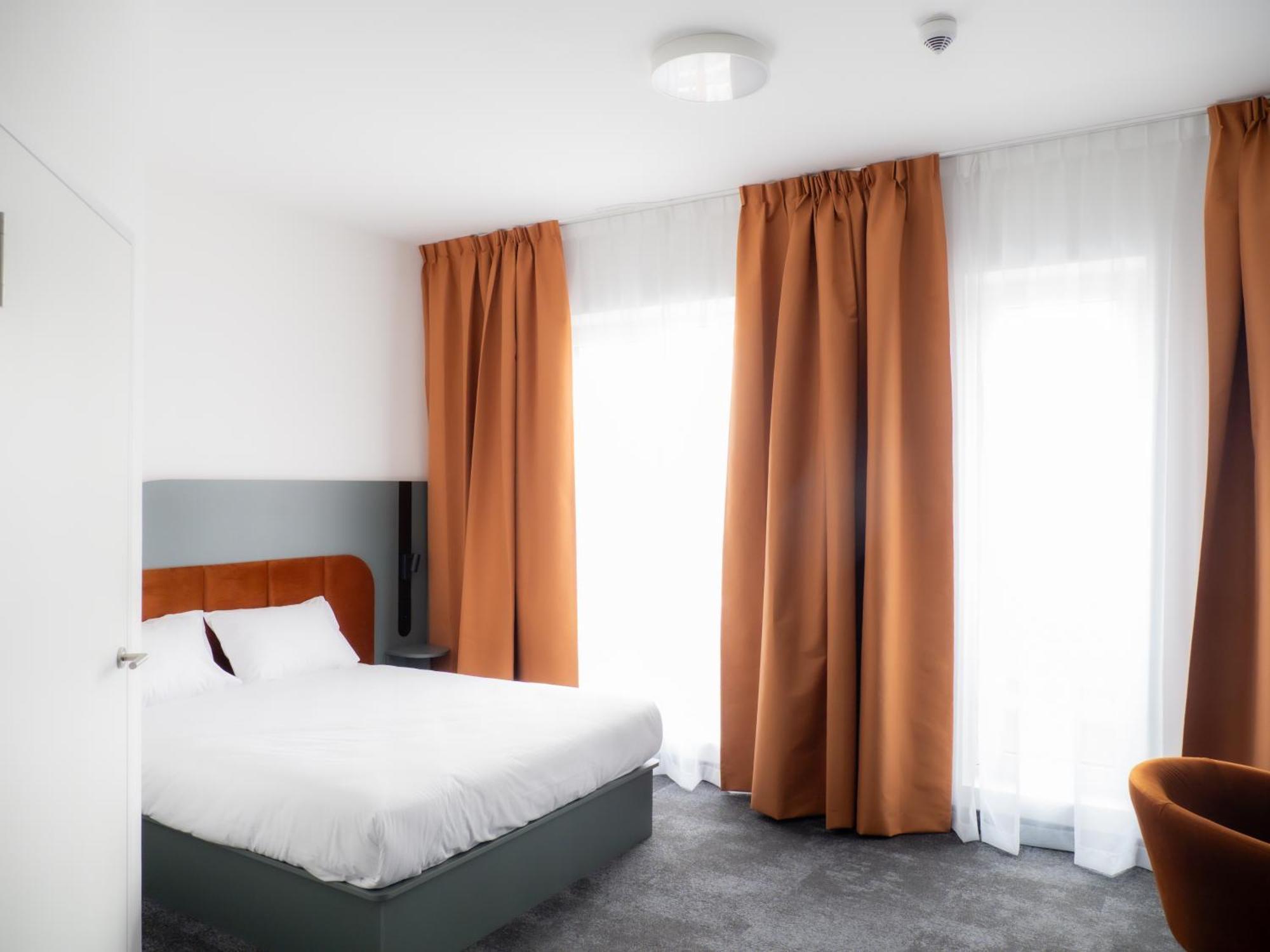 B&B Hotel Leszno Leszno  Ngoại thất bức ảnh