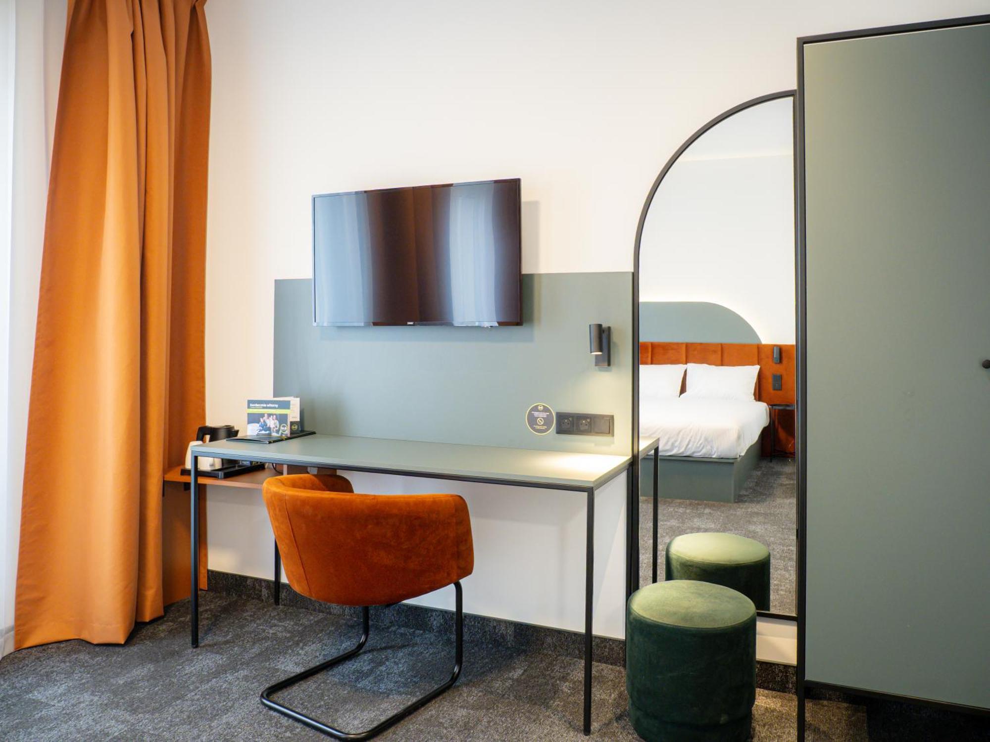 B&B Hotel Leszno Leszno  Ngoại thất bức ảnh